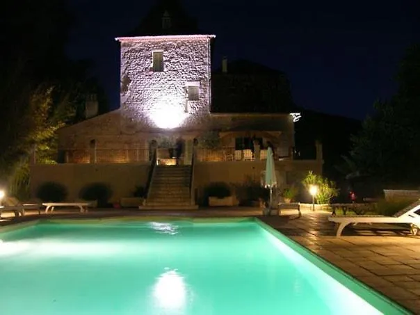 Вилла Le Manoir Du Port Grezels