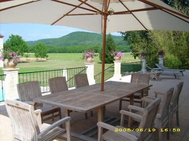 Вилла Le Manoir Du Port Grezels Франция