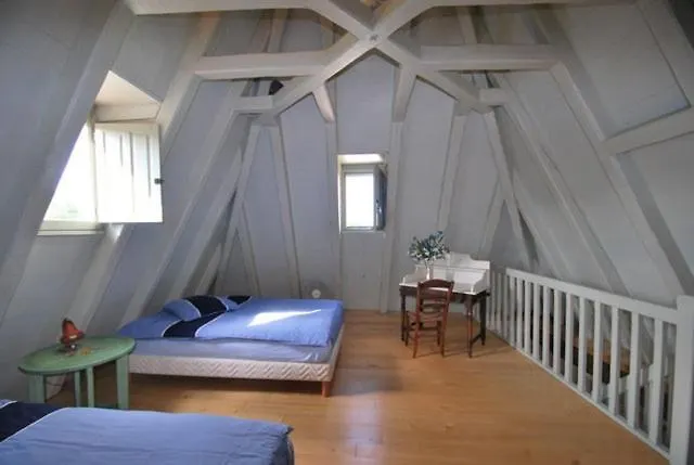 Вилла Le Manoir Du Port Grezels